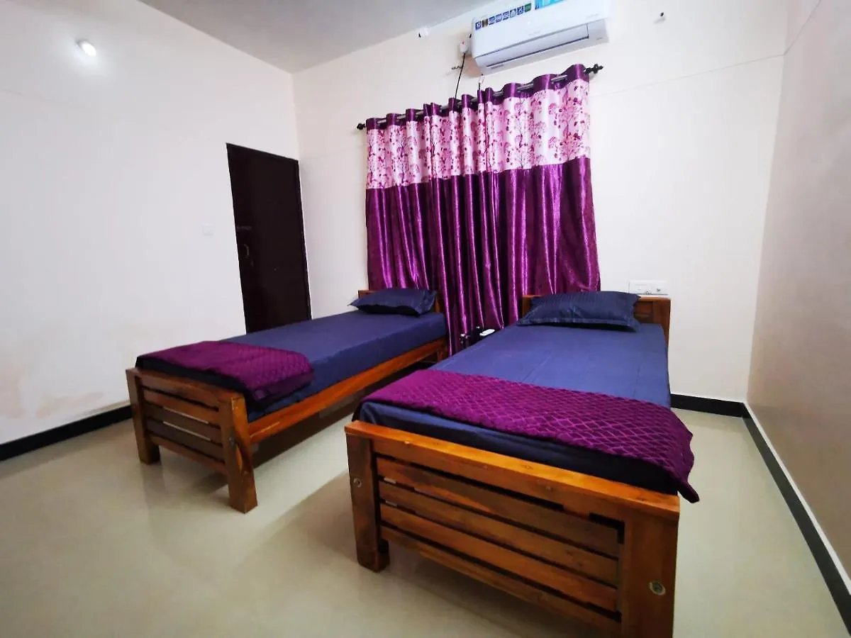 J2 Home Stay - Luxury Homes With Caravan Services Thiruvananthapuram
