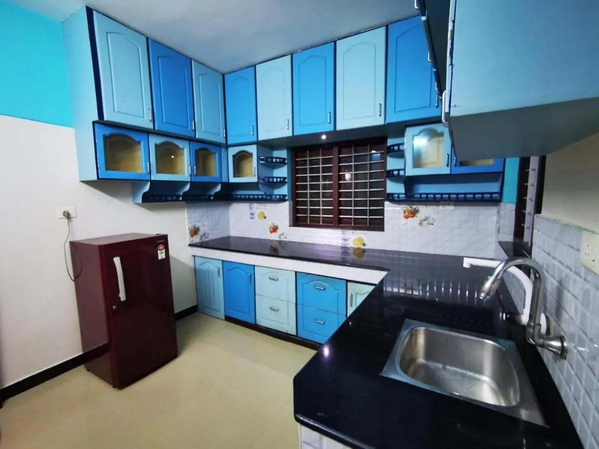 Hotel apartamentowy J2 Home Stay - Luxury Homes With Caravan Services Thiruvananthapuram