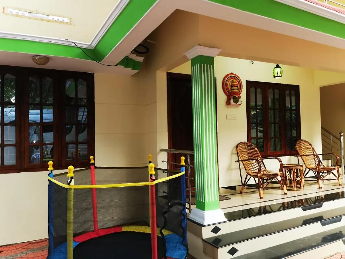 J2 Home Stay - Luxury Homes With Caravan Services Thiruvananthapuram
