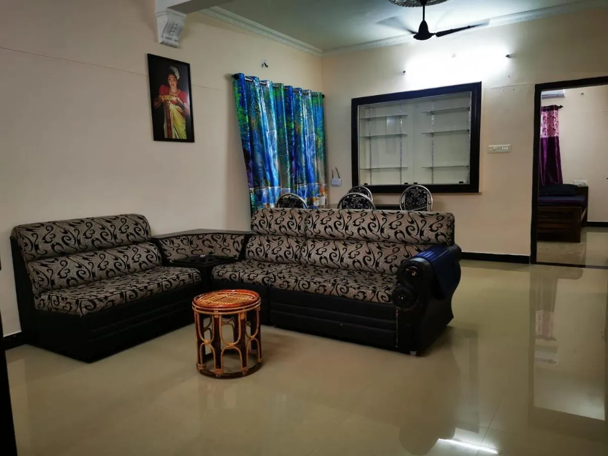 Aparthotel J2 Home Stay - Luxury Homes With Caravan Services Thiruvananthapuram India
