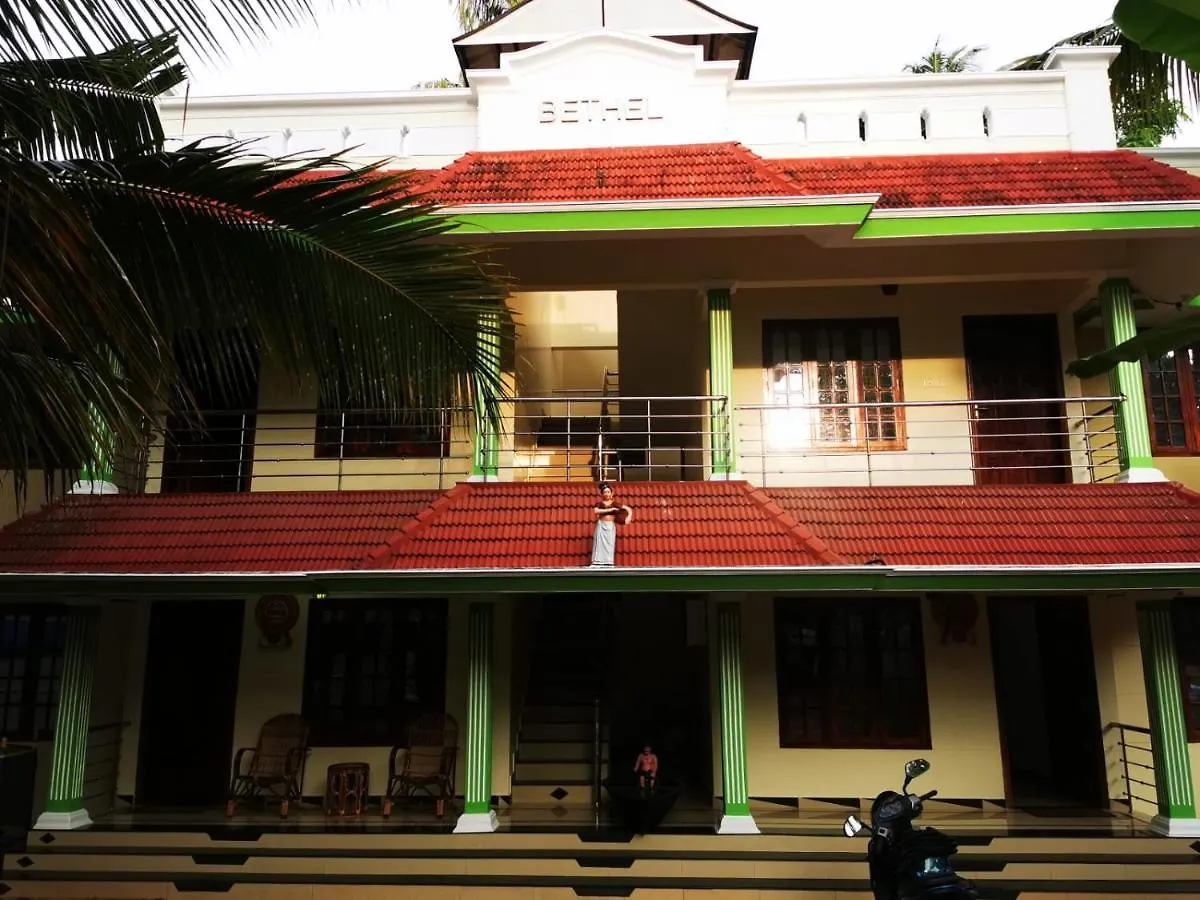 J2 Home Stay - Luxury Homes With Caravan Services Thiruvananthapuram